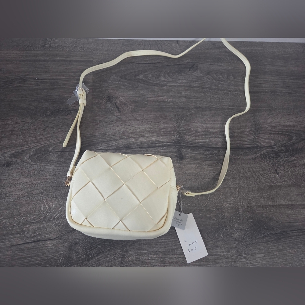 A New Day Pale Yellow Quilted Crossbody Bag NWT